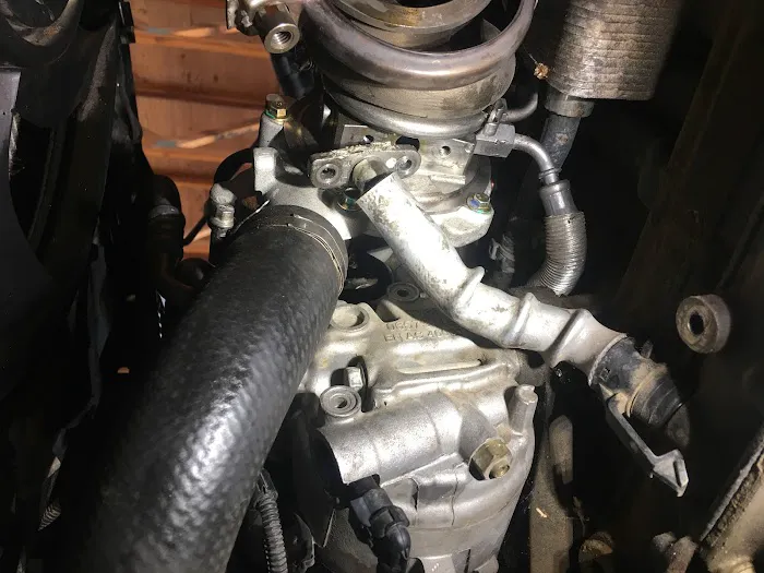 RT AUTO REPAIR 5