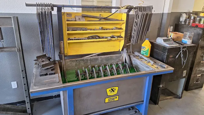 High tech machine shop 4
