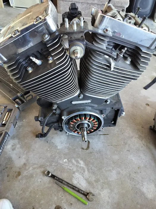 Betos repair motorcycle 5