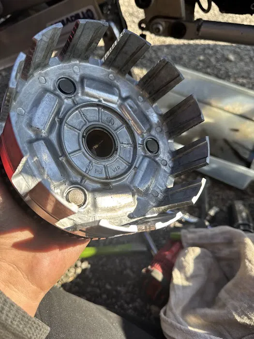 Betos repair motorcycle 3