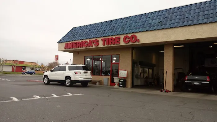 America's Tire 6