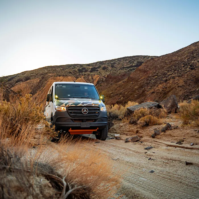 VanGard Overland 2
