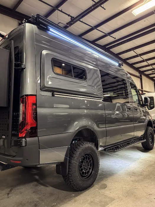 VanGard Overland 9