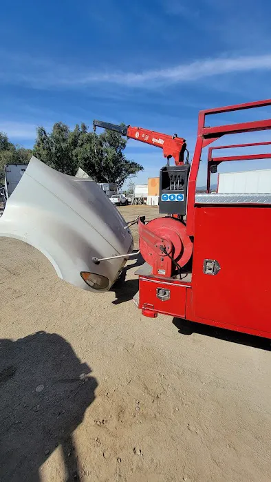 Mobile truck and trailer repair 7