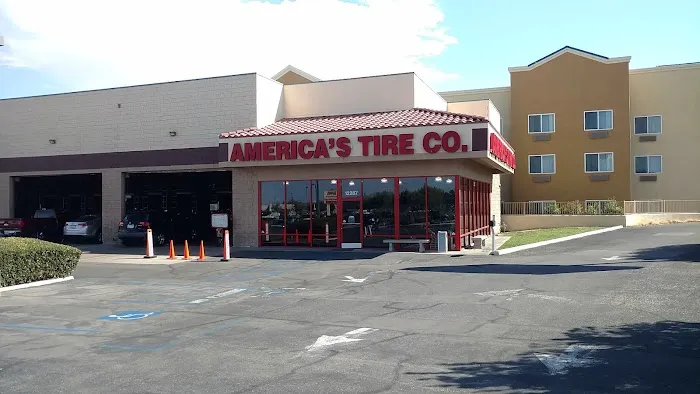 America's Tire 0