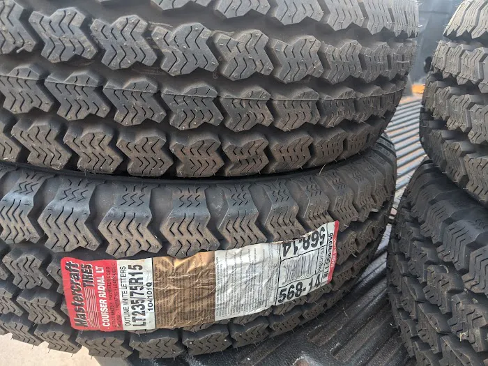 America's Tire 8