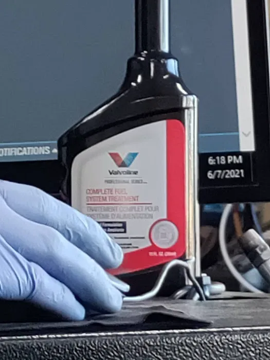 Valvoline Instant Oil Change 6