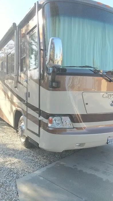M & M Coach Specialists 2
