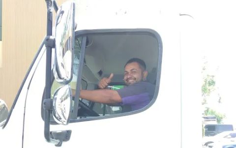 M & M Coach Specialists