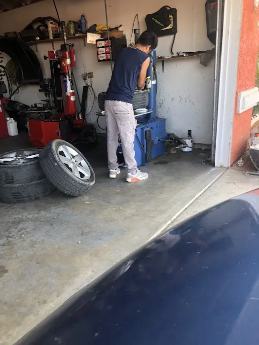 Renato tire 24x7 0