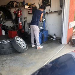 Renato tire 24x7 ico