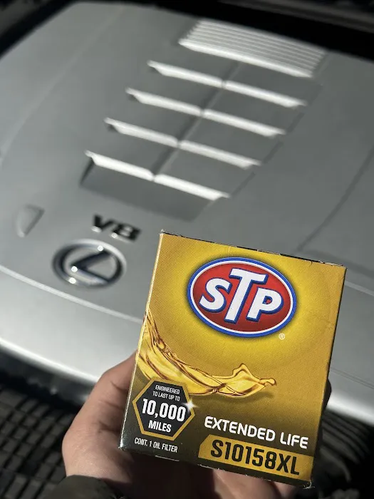 Silverstone Motors 1