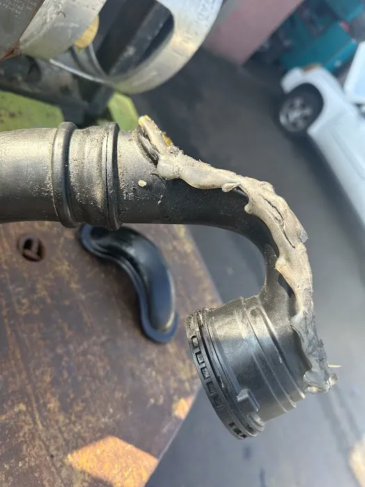 Green's Auto Service 9
