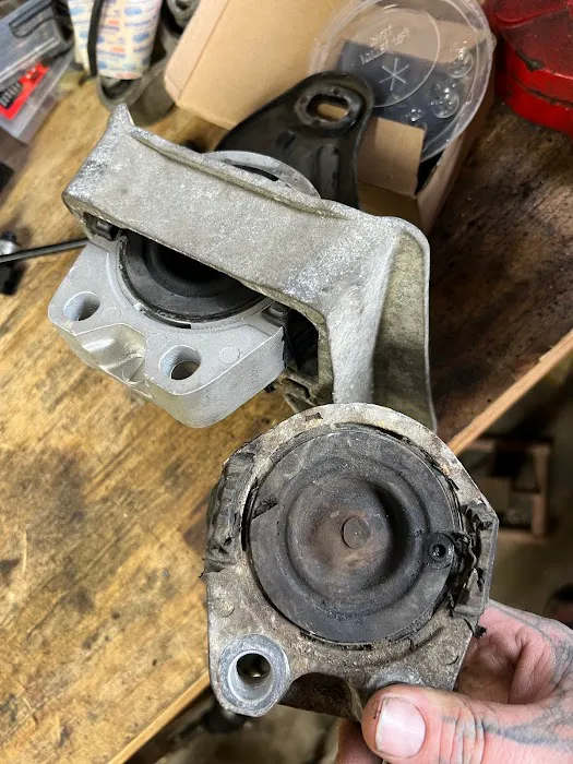 Gear Head Auto Repair Shop 8