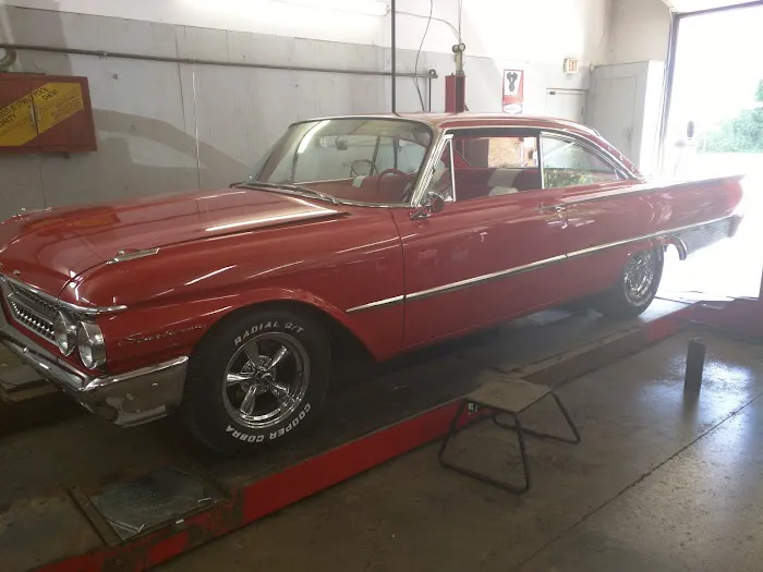 Straight Line Auto 9