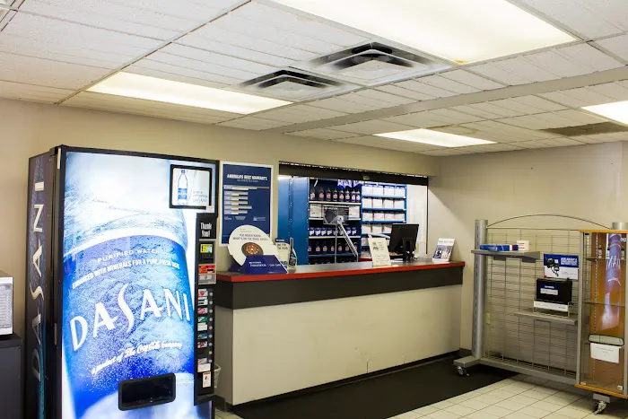 Great Lakes Collision Center 2