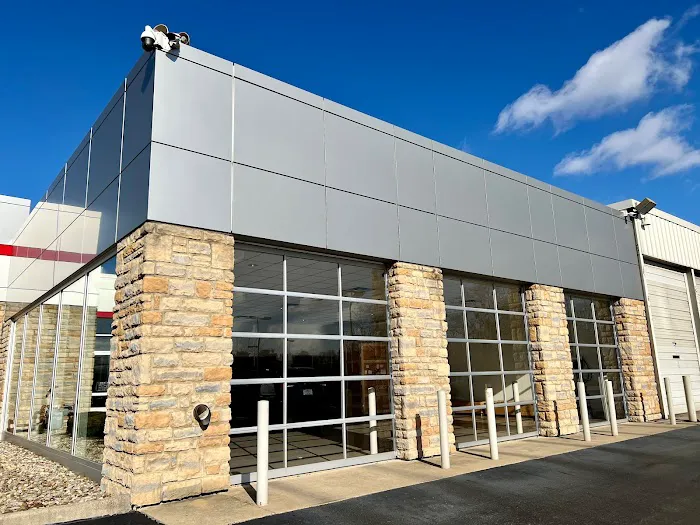 Byers Toyota Service Center 0