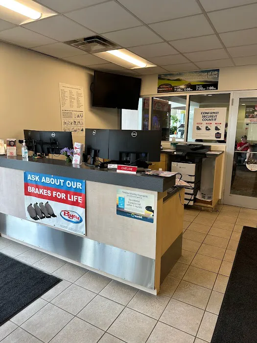 Byers Toyota Service Center 5