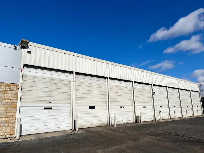 Byers Toyota Service Center 6