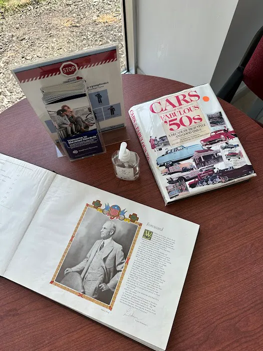 Byers Ford Parts Center 3