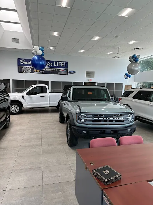 Byers Ford Parts Center 2