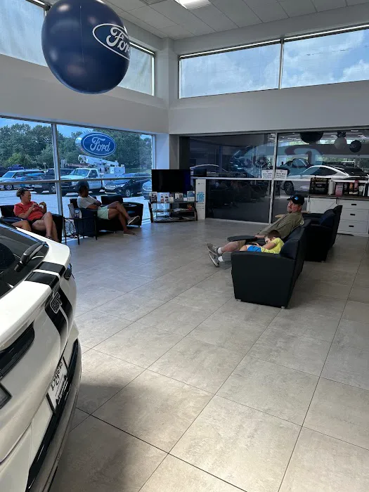Byers Ford Parts Center 6