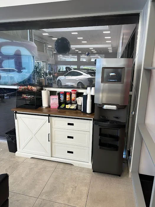 Byers Ford Parts Center 7
