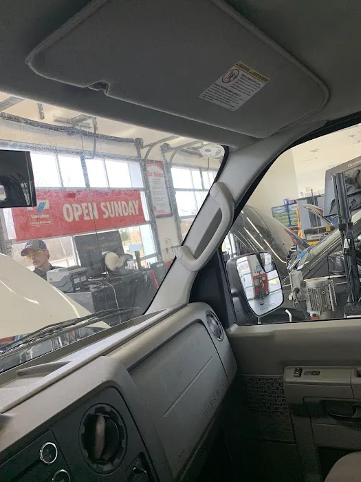 Valvoline Instant Oil Change 8