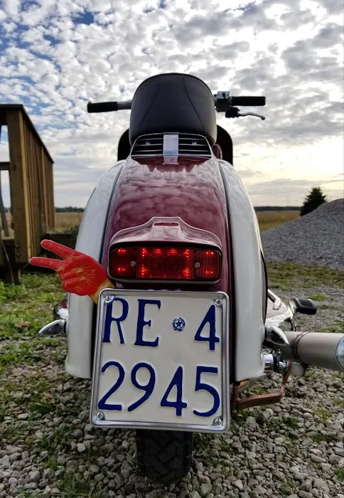 RedMyst Motorwerks 3
