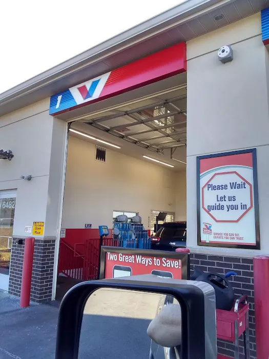 Valvoline Instant Oil Change 4