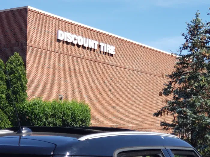 Discount Tire 0