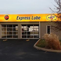 Checkered Flag Express Lube ico