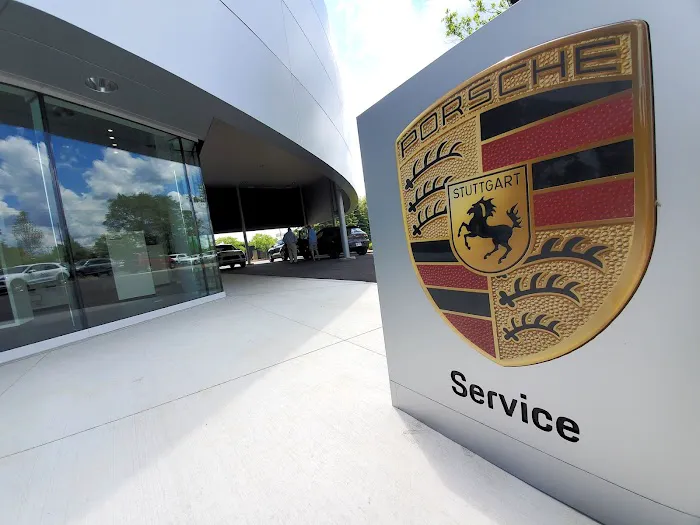 Porsche Dublin Service & Parts Department 4