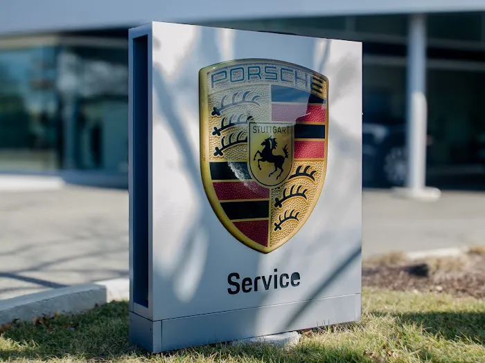 Porsche Dublin Service & Parts Department 7