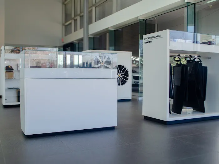 Porsche Dublin Service & Parts Department 8