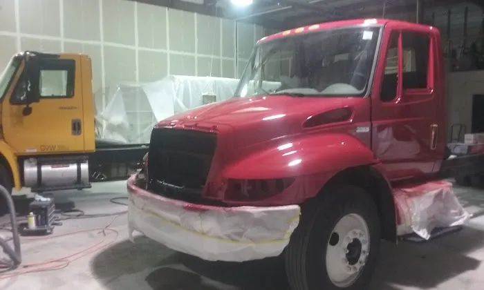 Curvin's Auto Body 5