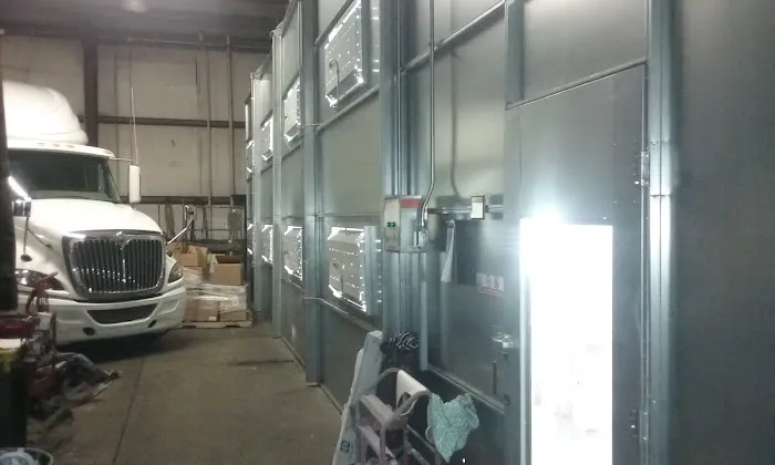 Curvin's Auto Body 7
