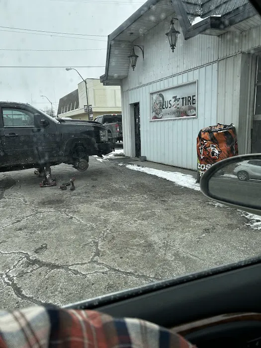 Zeus Tire 9
