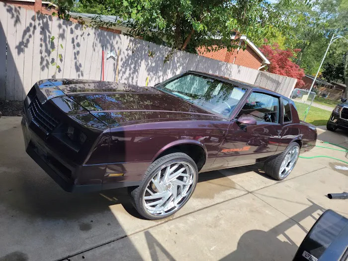 Hunt's Auto Repair and Tires 4