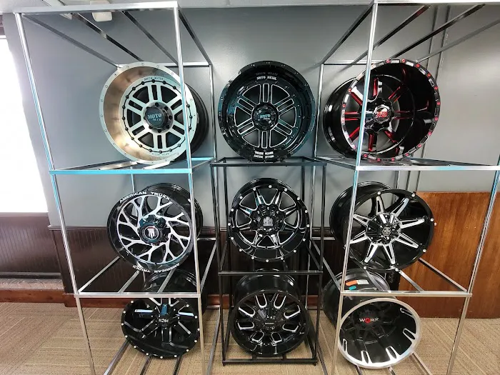 Custom Trendz 0