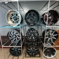 Custom Trendz