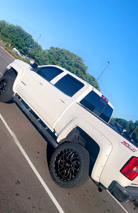Custom Trendz 3