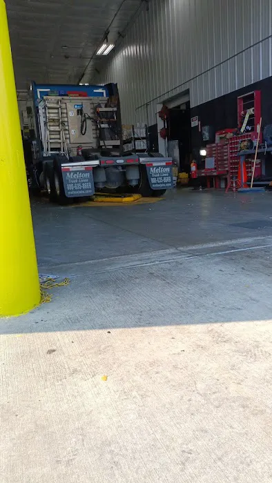 Love's Truck Care 8
