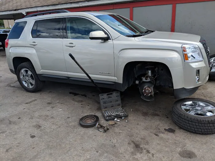 AK Wheels & Tires 4