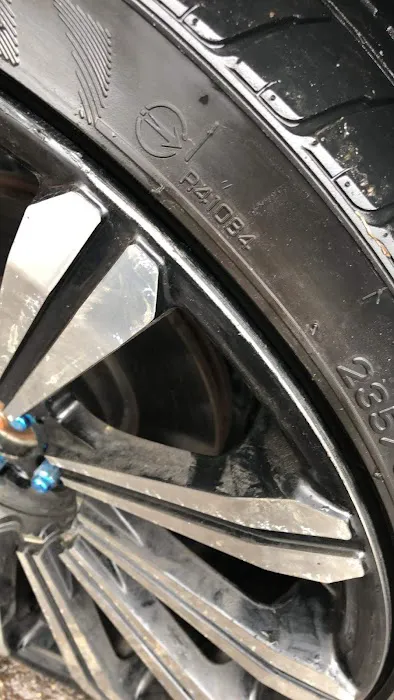 Bob's Tires 0