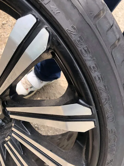 Bob's Tires 3