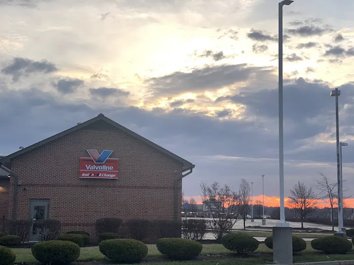 Valvoline Instant Oil Change 9
