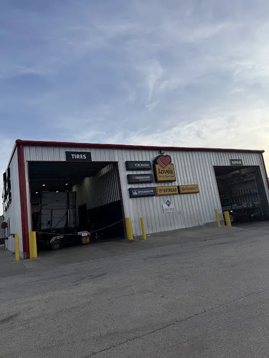 Love's Truck Care 5