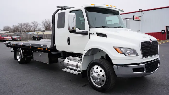 Rick's Truck & Equipment 9