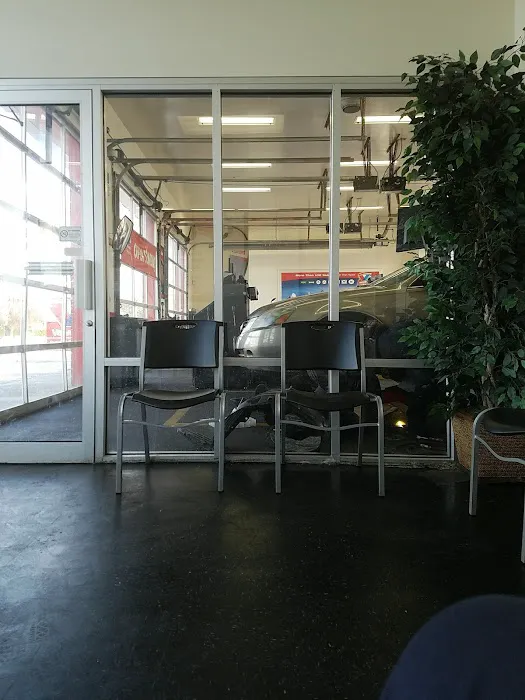 Valvoline Instant Oil Change 7